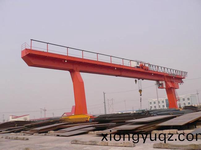 L型小車門式起重機