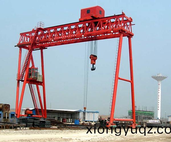 門式(shi)起(qi)重(zhong)機