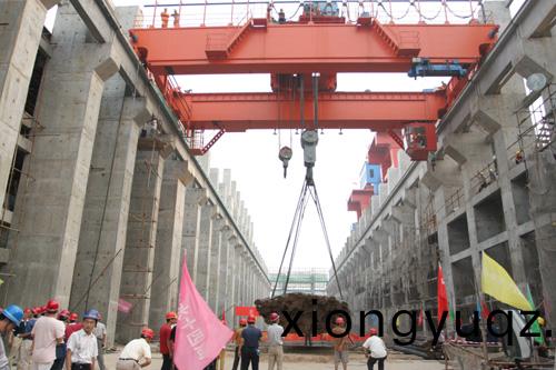 雙(shuang)樑起重(zhong)機(ji)