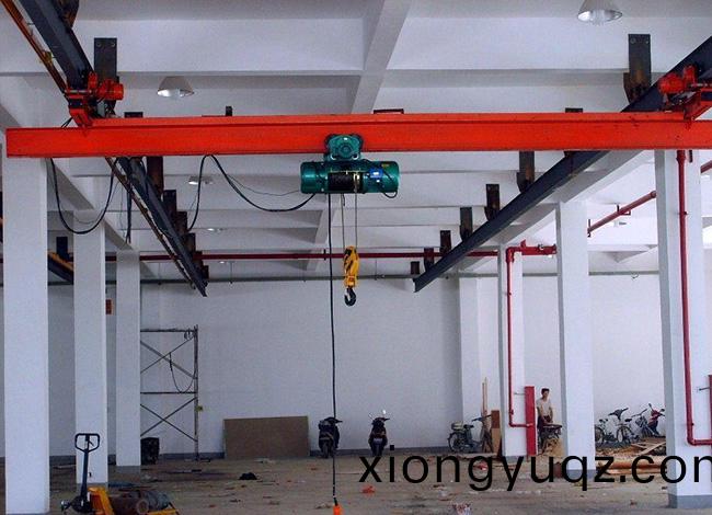 懸掛起重機 